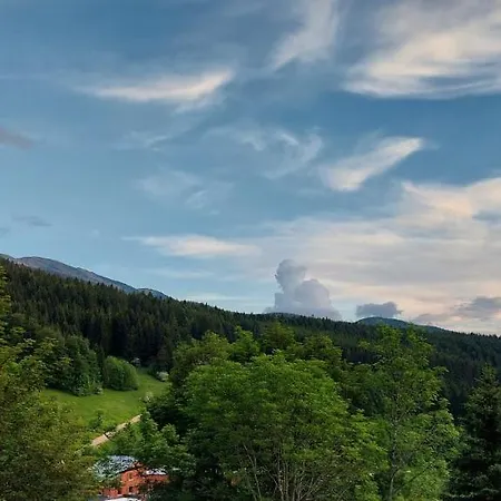 Aux Pieds Des Pistes - Le Balcon De شقة